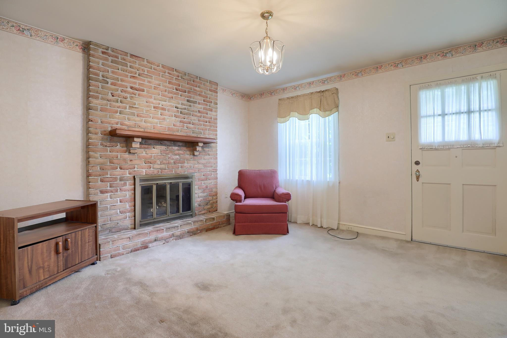 2270 Mt Zion Road York, PA 17406 - Photo 6 of 29 Gallery Image 6