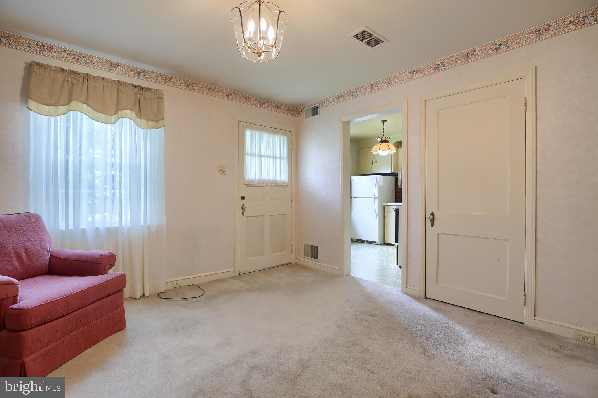 2270 Mt Zion Road York, PA 17406 - Photo 7 of 29 Gallery Image 7