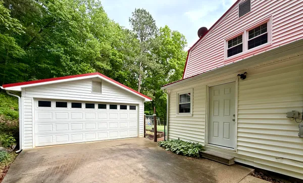 $295,000 | 120 Latonia Drive Northeast, Dalton, GA 30721