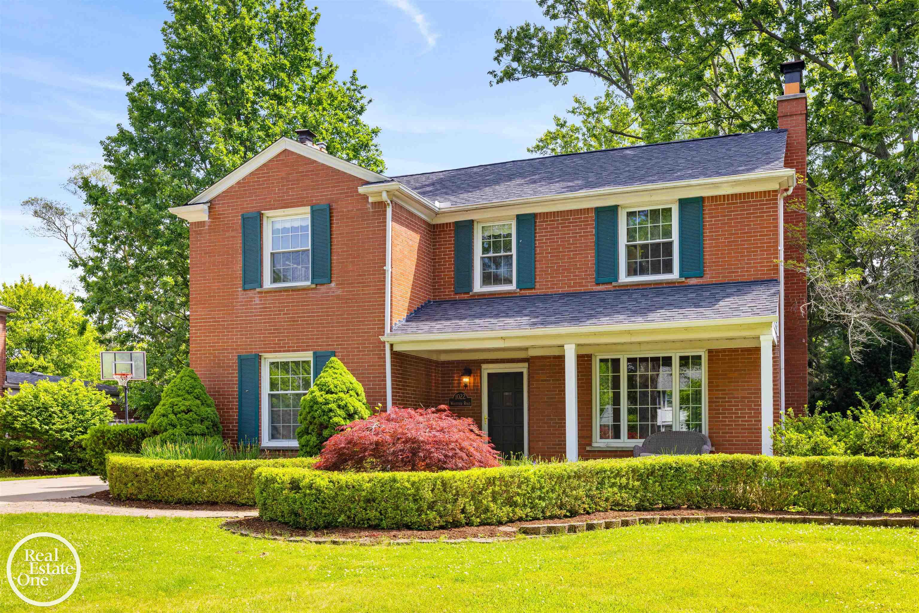 1022 Whittier Road Grosse Pointe, MI 48230 - Photo 4 of 57 50144971-093d3b41-1baa-460e-8300-b87ca7f33145.JPG