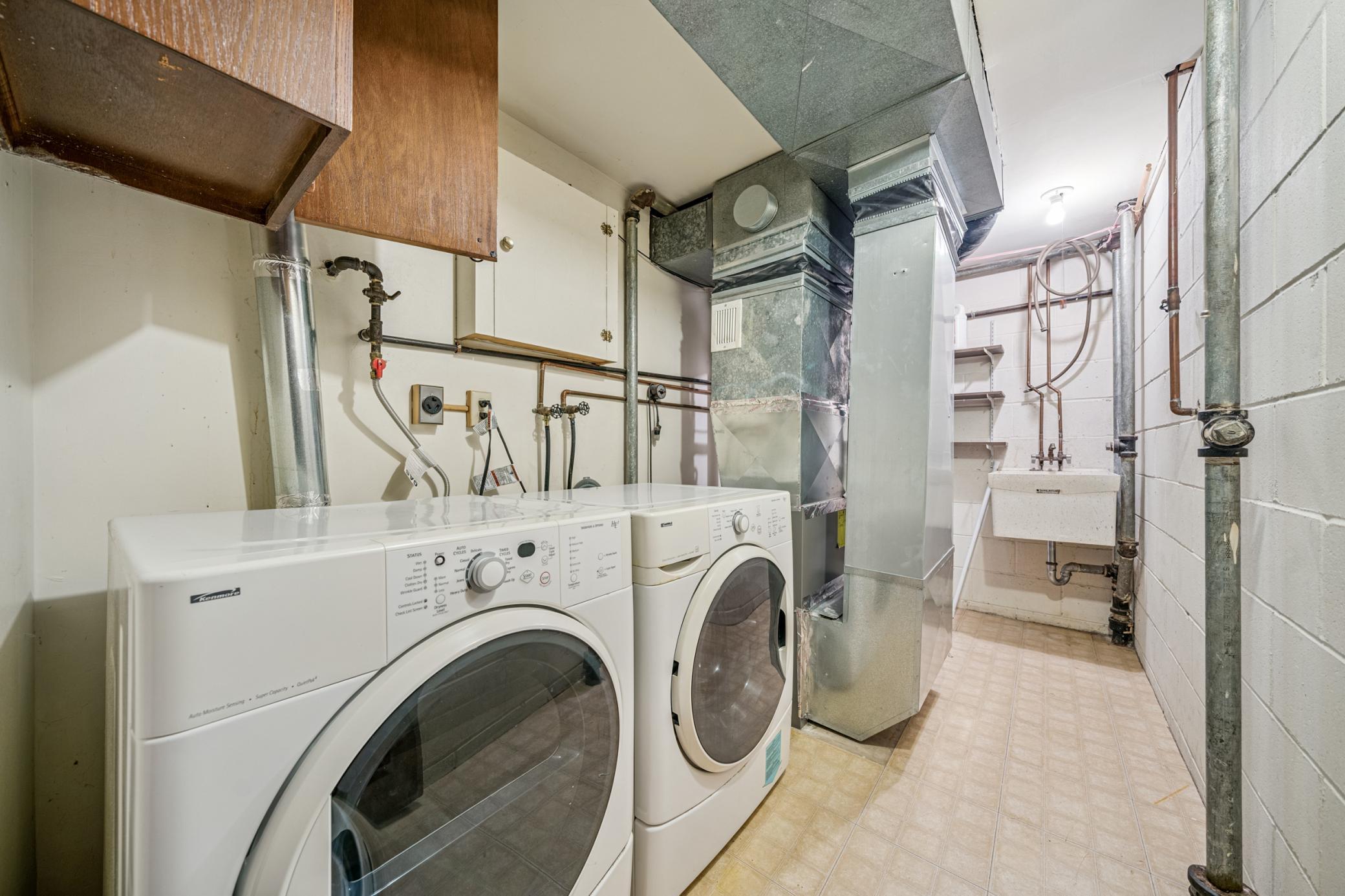 10234 Berkshire Road Bloomington, MN 55437 - Photo 21 of 27