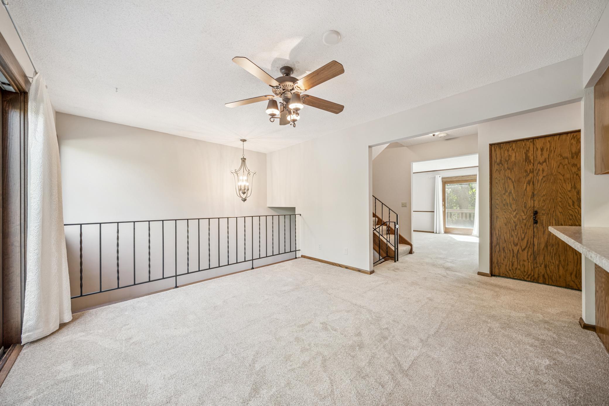 10234 Berkshire Road Bloomington, MN 55437 - Photo 5 of 27