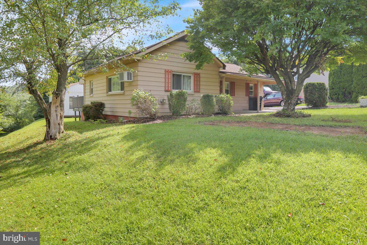 37 Harman Road Reading, PA 19606 - Photo 2 of 29 Charming home on a lush green lot.