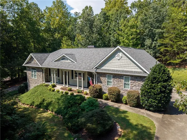 $1,036,000 | 122 Grand Summit Drive, Seneca, SC 29672