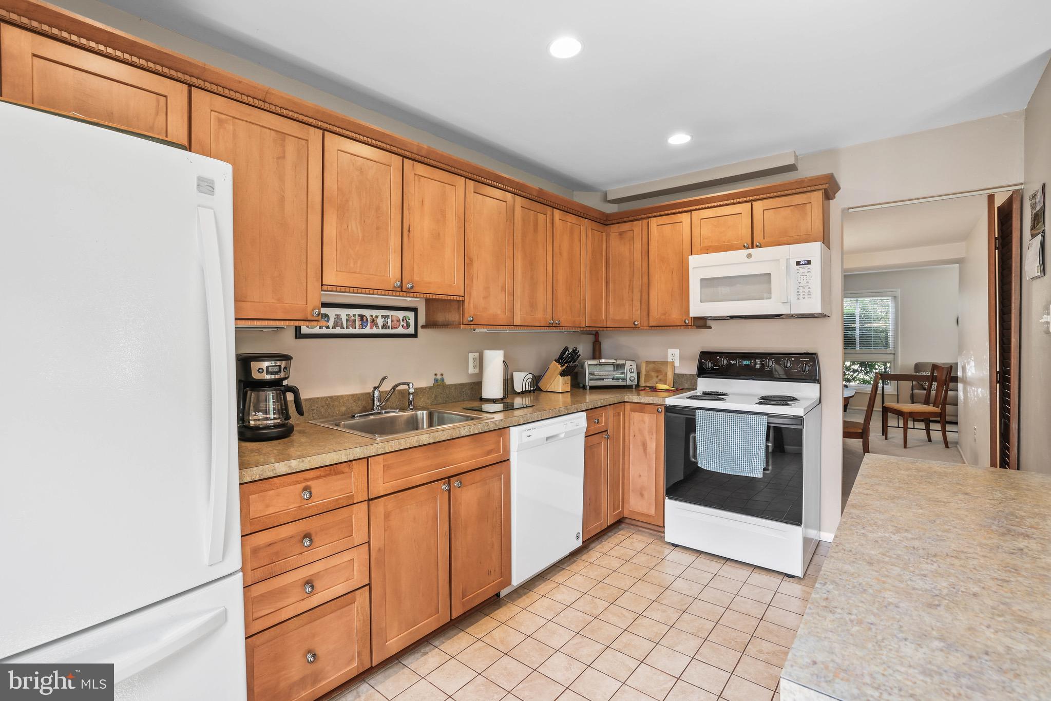 266 North Cottage Road Sterling, VA 20164 - Photo 17 of 44 Gallery Image 17