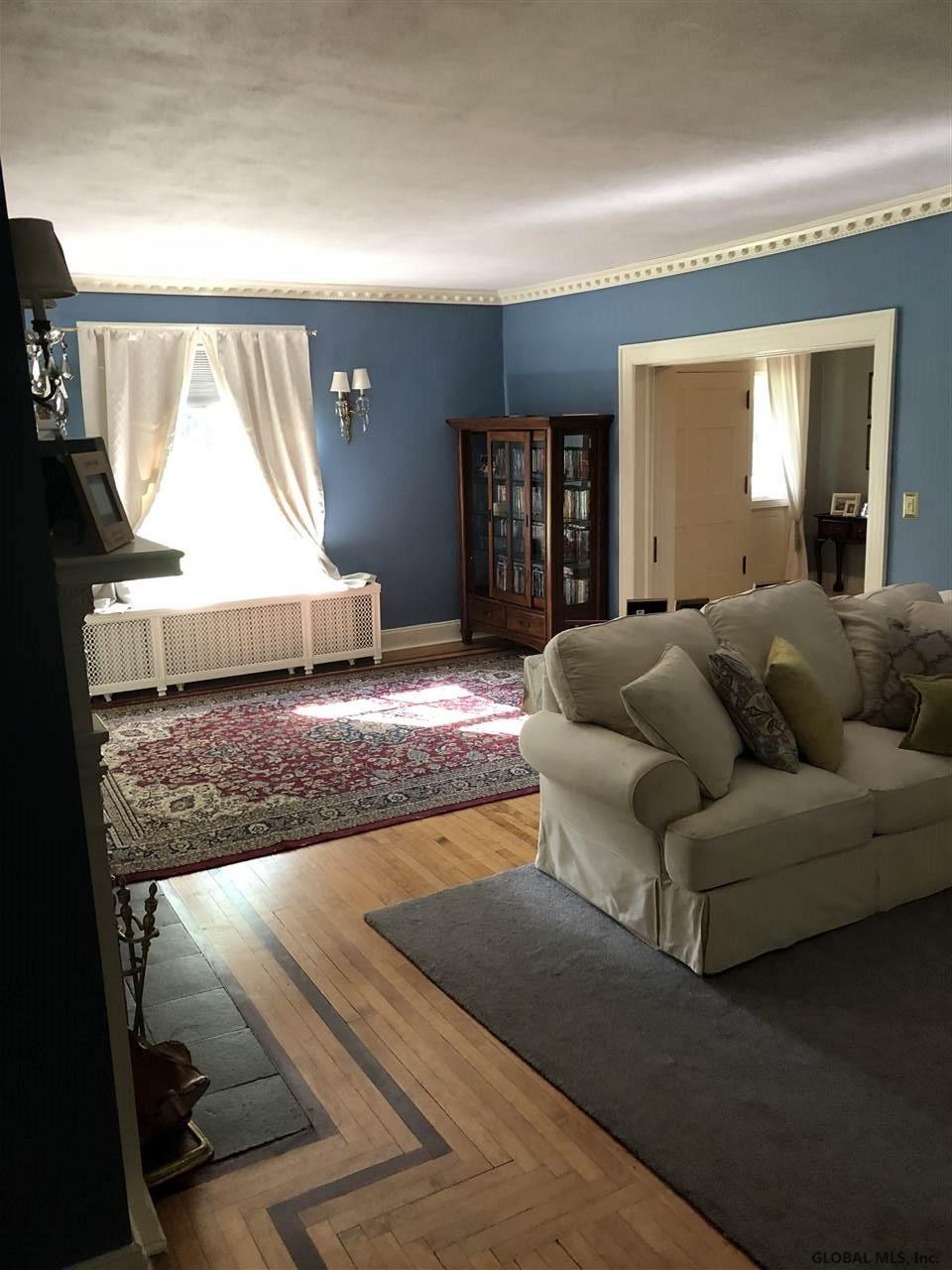 1273 Stratford Road Schenectady, NY 12308 - Photo 9 of 49 Photo 9