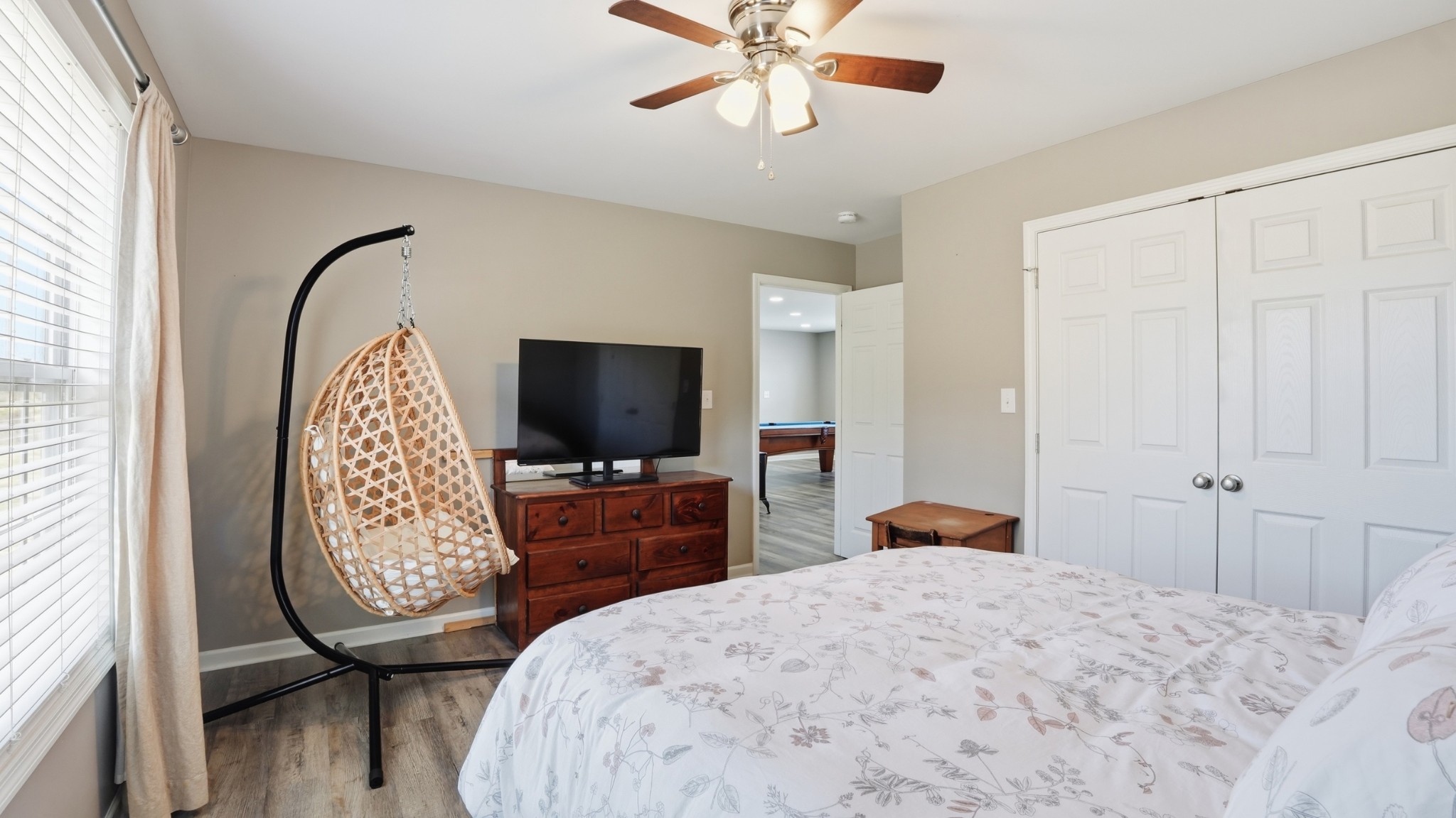 32 McGee Road McMinnville, TN 37110 - Photo 32 of 56 a bedroom with furniture and a flat screen tv