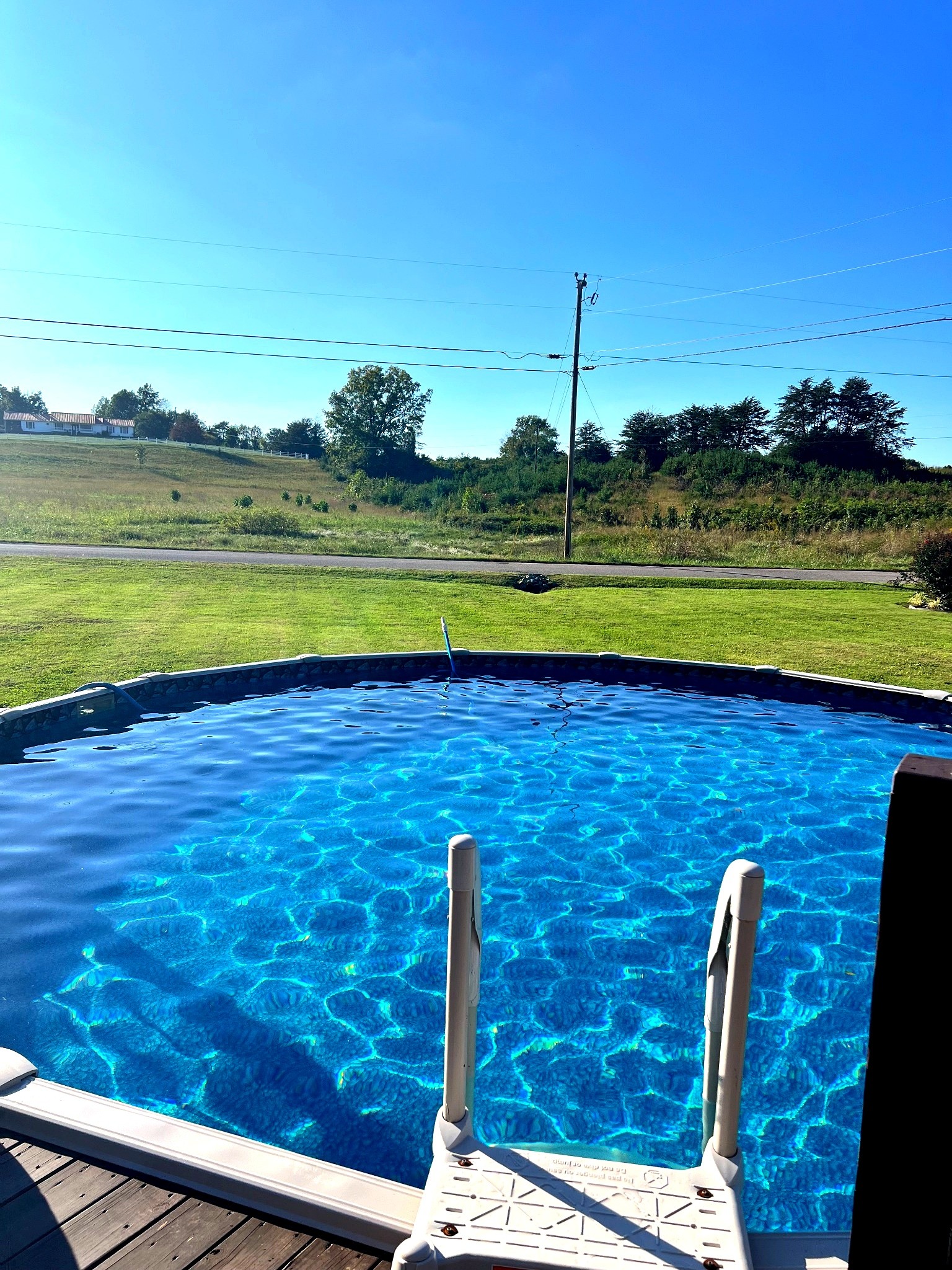 32 McGee Road McMinnville, TN 37110 - Photo 41 of 56 a view of a swimming pool with an ocean view
