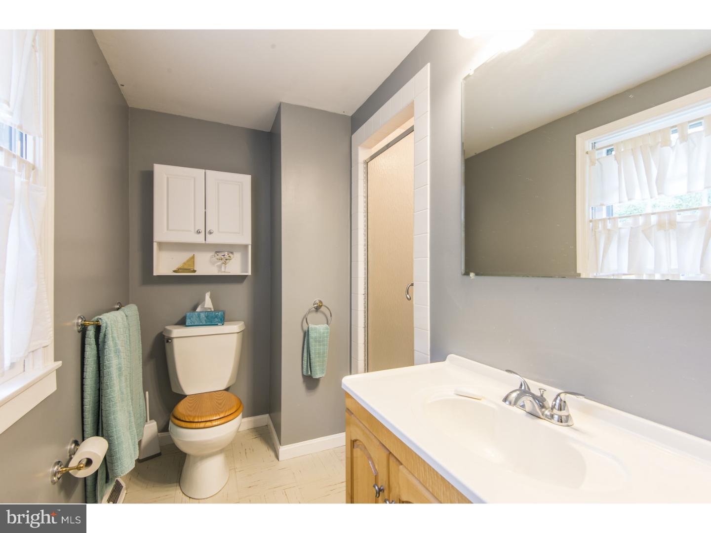 169 Woodstock Road Villanova, PA 19085 - Photo 10 of 23