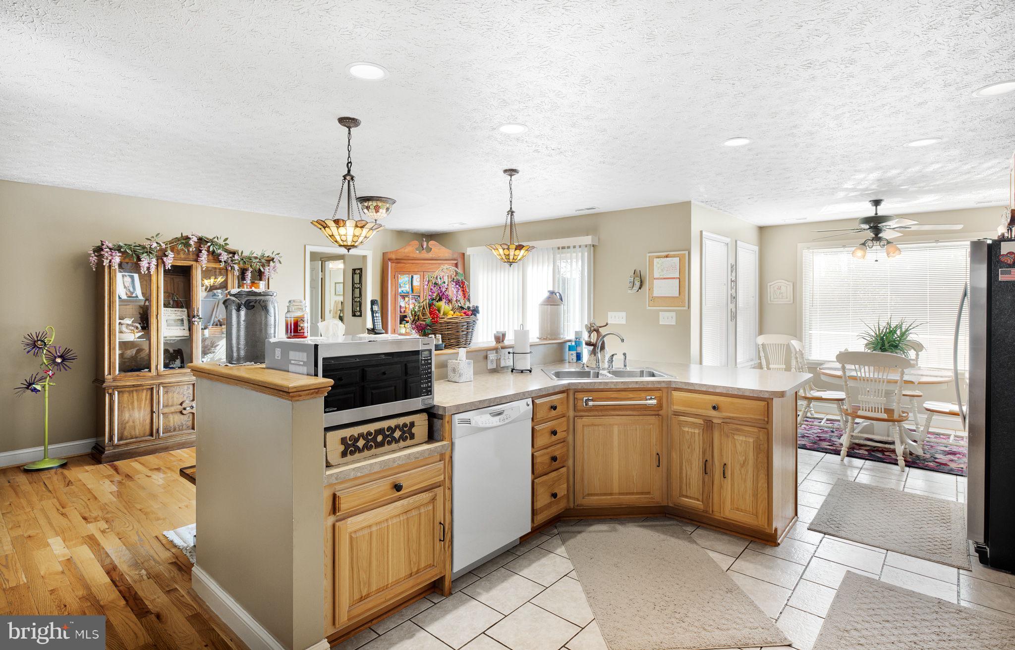 1352 Double Church Road Stephens City, VA 22655 - Photo 6 of 40 Large Kitchen Island
