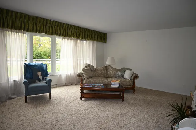 $309,000 | 10 Dearborn Court, Lawrenceburg, IN 47025