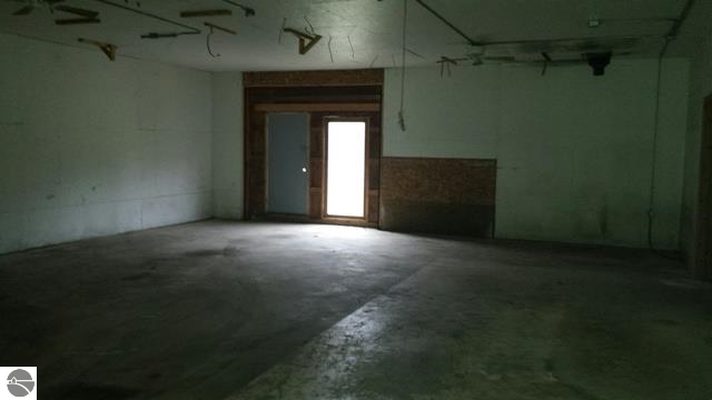 5677 East Valley Road Mount Pleasant, MI 48858 - Photo 19 of 19 1793208-18.JPG
