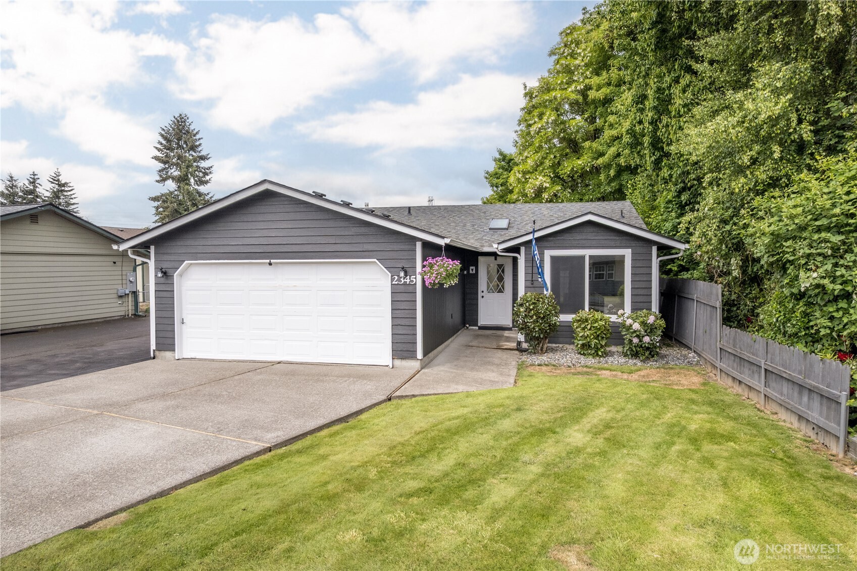 2345 50th Avenue Longview, WA 98632 - Photo 1 of 20