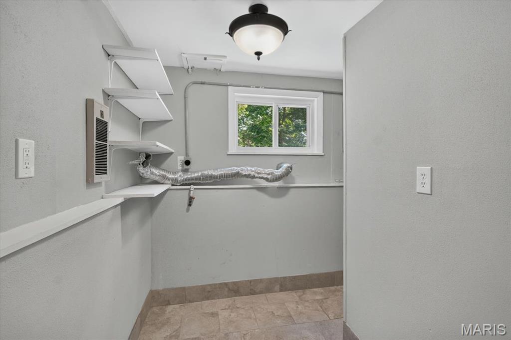 10915 Ridge Forest Drive St. Louis, MO 63123 - Photo 31 of 35