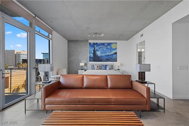 $2,350 | 353 East Bonneville Avenue, Unit 505, Las Vegas, NV 89101
