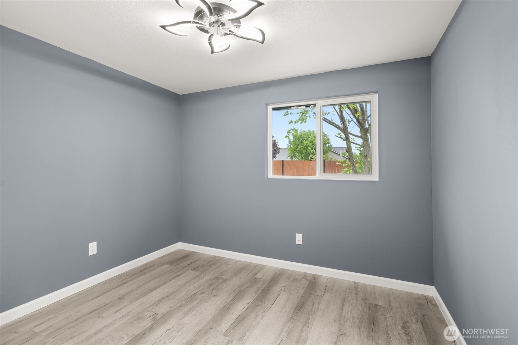 18011 Jordan Street Southwest Rochester, WA 98579 - Photo 21 of 29