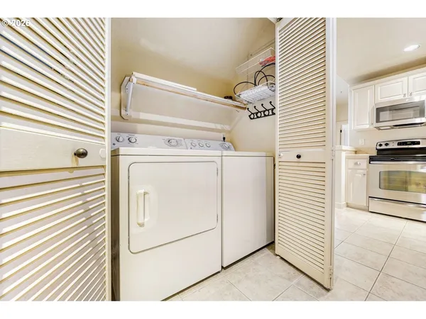 $230,000 | 8904 Northeast Brentford Way, Hillsboro, OR 97006