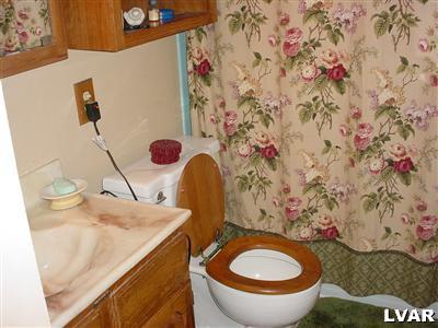 114 El Reno Avenue Nazareth, PA 18064 - Photo 11 of 18 Gallery Image 11