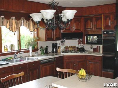 114 El Reno Avenue Nazareth, PA 18064 - Photo 10 of 18 Gallery Image 10