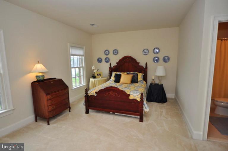 41350 Raspberry Drive Leesburg, VA 20176 - Photo 5 of 30 Bedroom #2