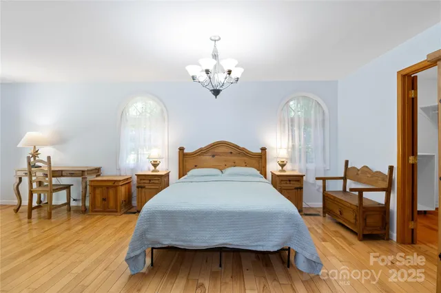 a view of a livingroom with furniture and the window