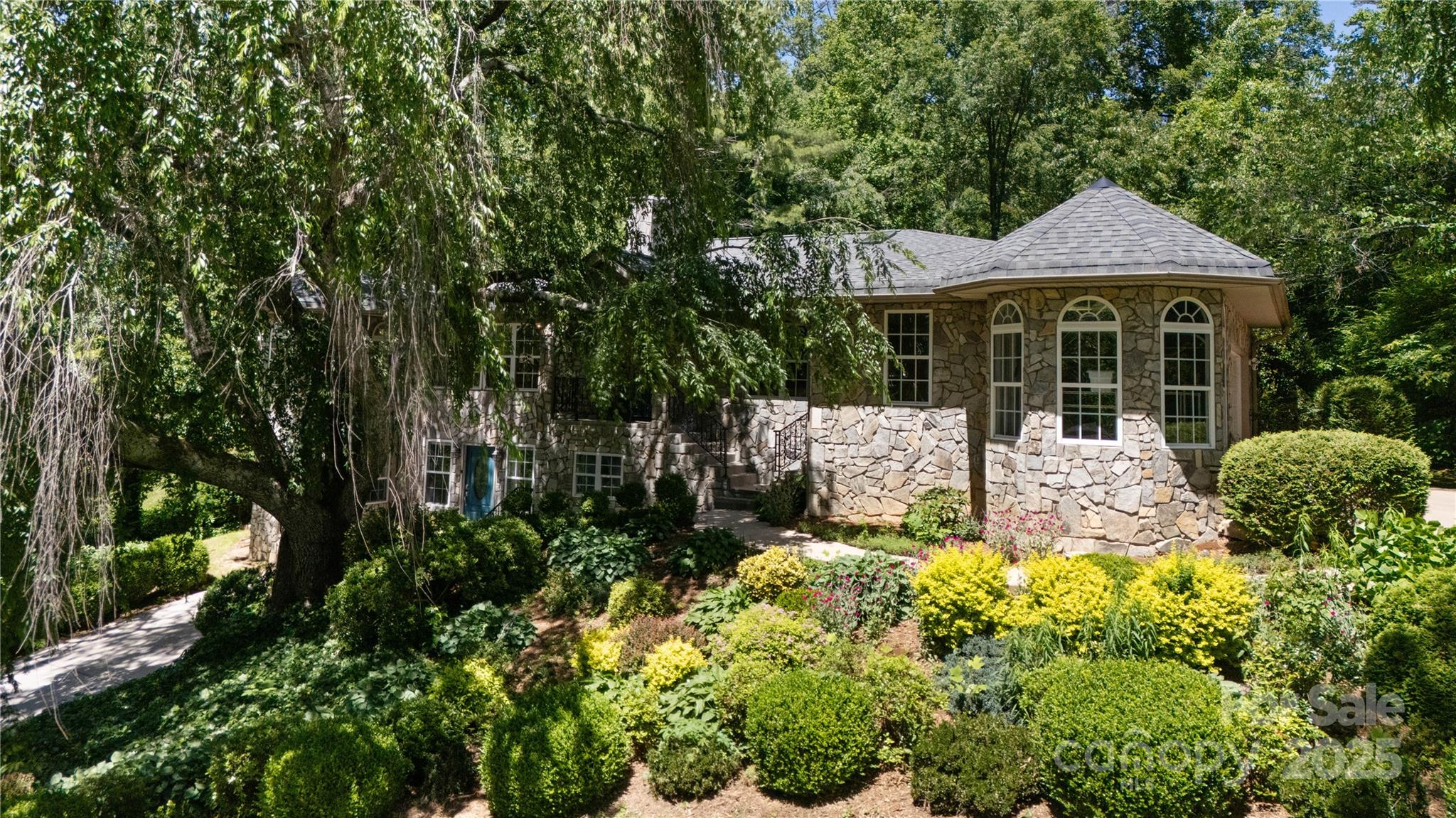 3 Northwood Road Asheville, NC 28804 - Photo 48 of 48 a front view of a house with a yard