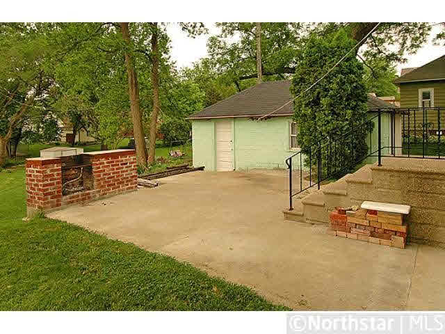 739 1st Street Southwest Faribault, MN 55021 - Photo 3 of 17 Gallery Image 3