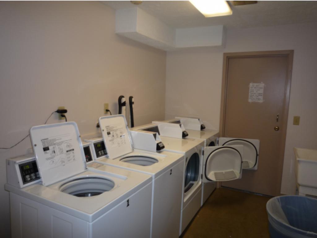 64 Dunbarton Road, Unit 2B Manchester, NH 03102 - Photo 10 of 14