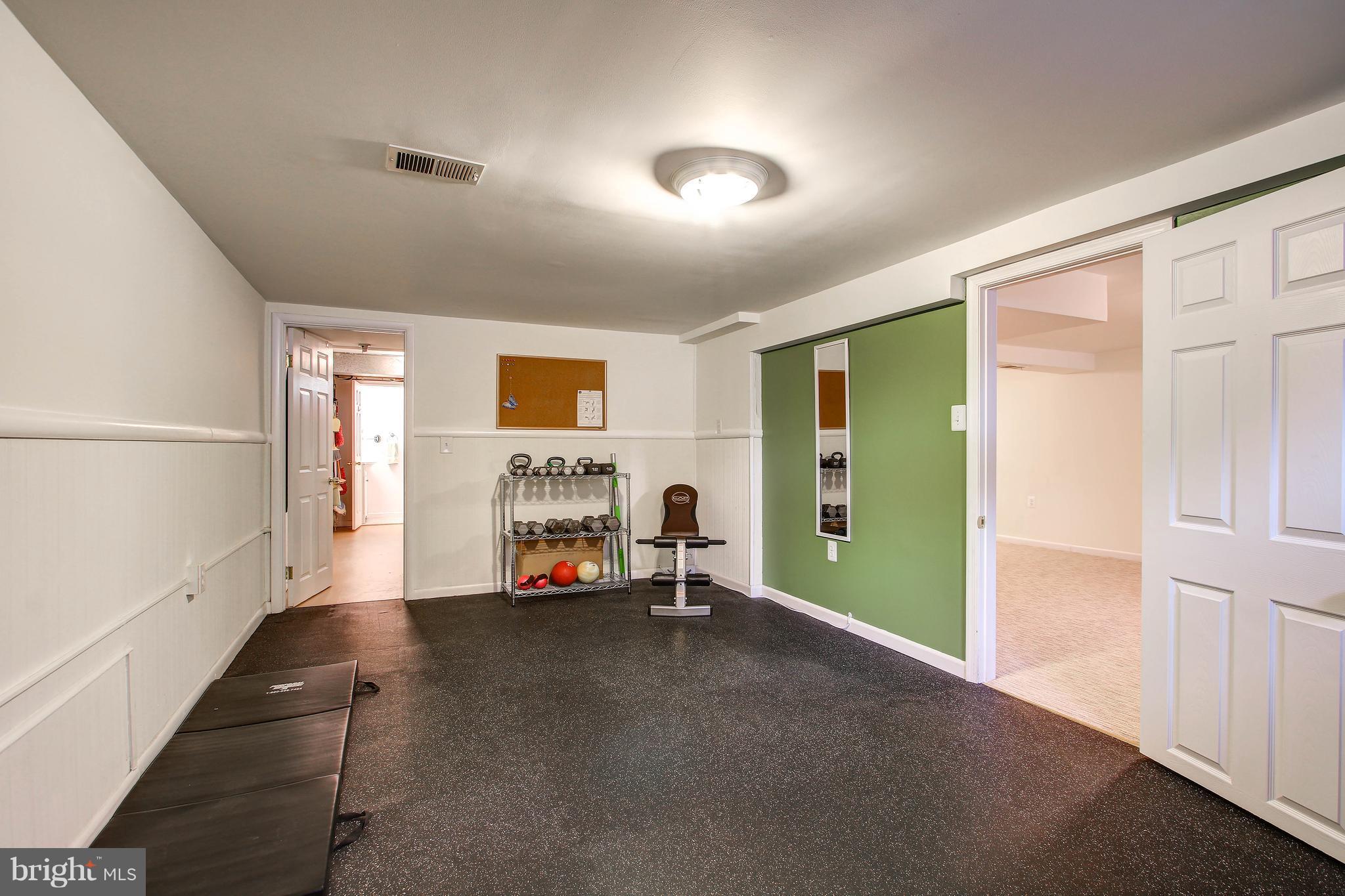 4707 Topping Road Rockville, MD 20852 - Photo 24 of 30 Bedroom