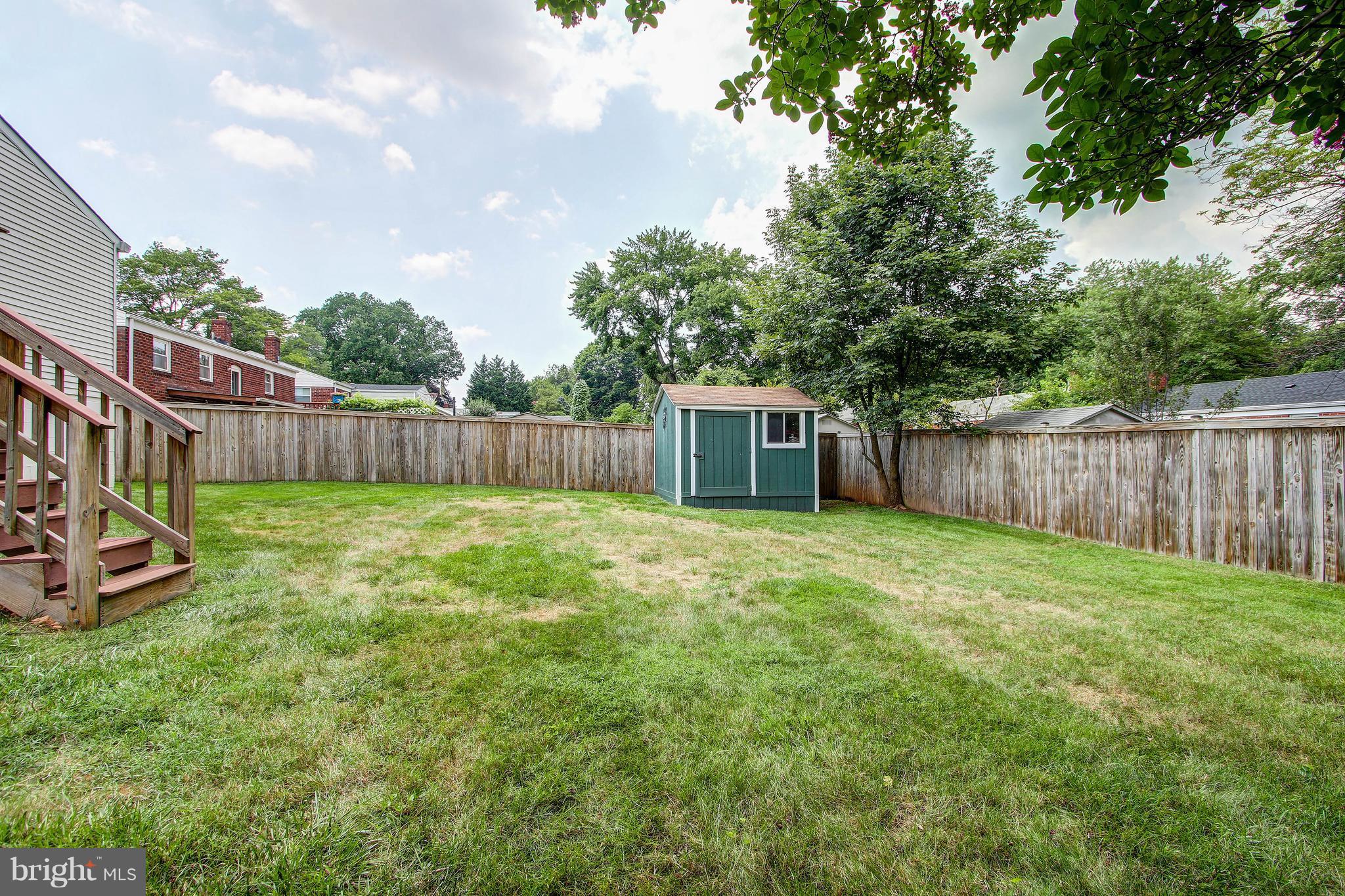 4707 Topping Road Rockville, MD 20852 - Photo 28 of 30 Level fenced yard.