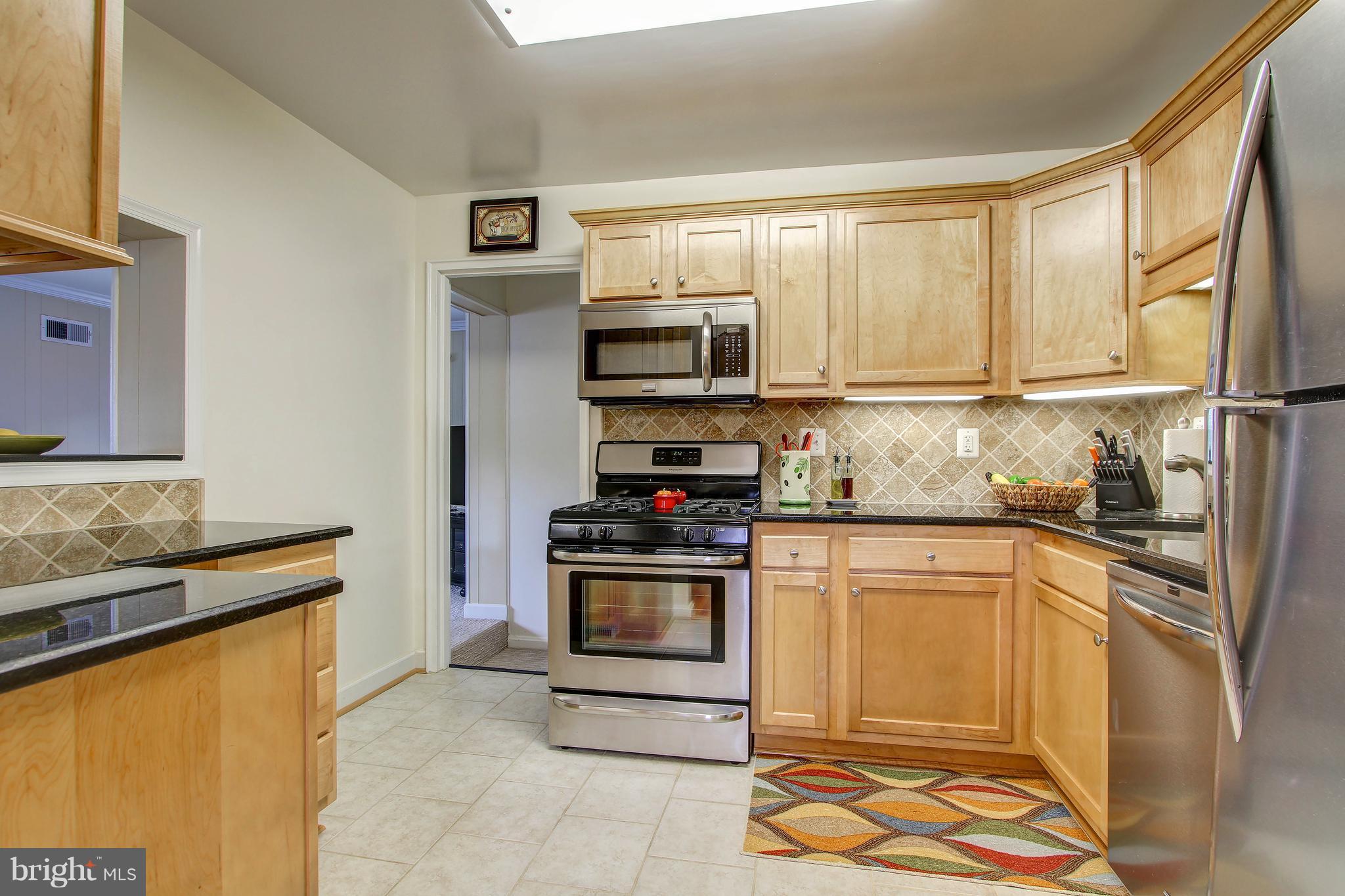 4707 Topping Road Rockville, MD 20852 - Photo 9 of 30 Kitchen