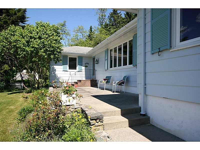7 Factory Cove Road Boothbay Harbor, ME 04538 - Photo 2 of 21 Entry. Just minutes from the harbor...