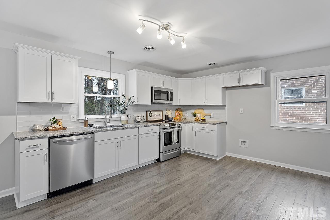 711 Chandler Road Durham, NC 27703 - Photo 4 of 27 Gallery Image 4