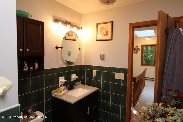 41 Sheffick Road Gouldsboro, PA 18424 - Photo 12 of 29 Gallery Image 12