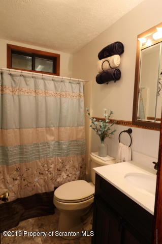 41 Sheffick Road Gouldsboro, PA 18424 - Photo 15 of 29 Gallery Image 15