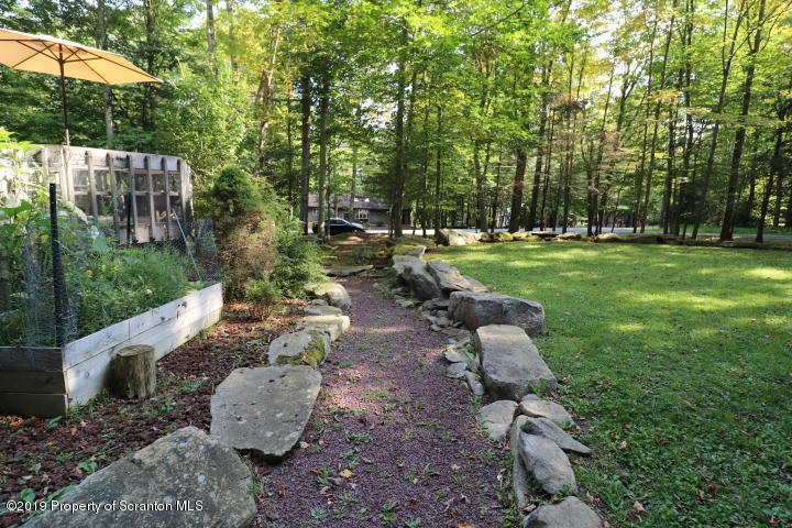41 Sheffick Road Gouldsboro, PA 18424 - Photo 23 of 29 Gallery Image 23