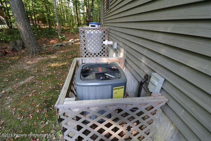 41 Sheffick Road Gouldsboro, PA 18424 - Photo 24 of 29 Gallery Image 24