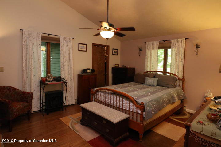 41 Sheffick Road Gouldsboro, PA 18424 - Photo 8 of 29 Gallery Image 8