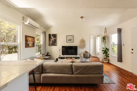 $849,000 | 1567 Paul Terrace, Los Angeles, CA 90026