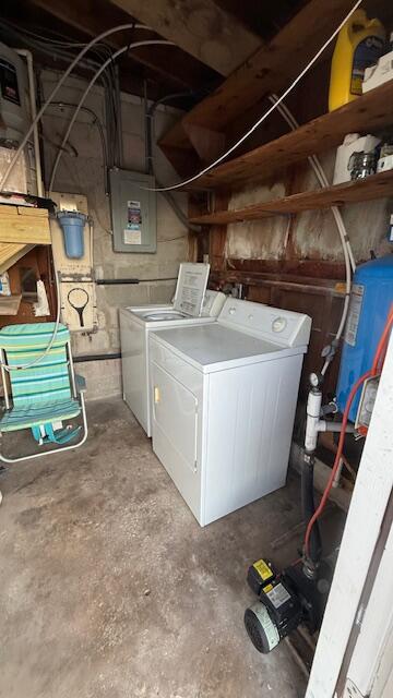 2234 Northeast Pine Ridge Street Jensen Beach, FL 34957 - Photo 13 of 18 a view of a garage