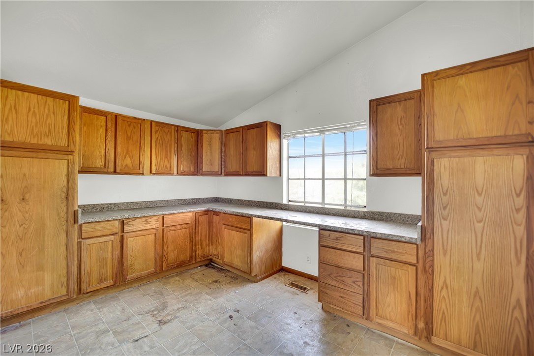 4361 Maple Road Pahrump, NV 89048 - Photo 27 of 46 the counter space.