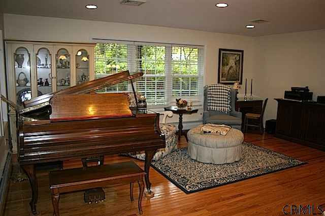 136 Mosher Road Bethlehem, NY 12054 - Photo 8 of 15 Photo 8