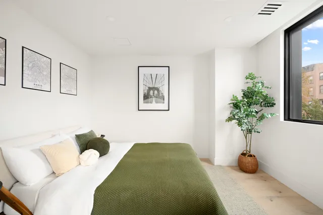 $2,600,000 | 78 1st Place, Unit 3 | Carroll Gardens