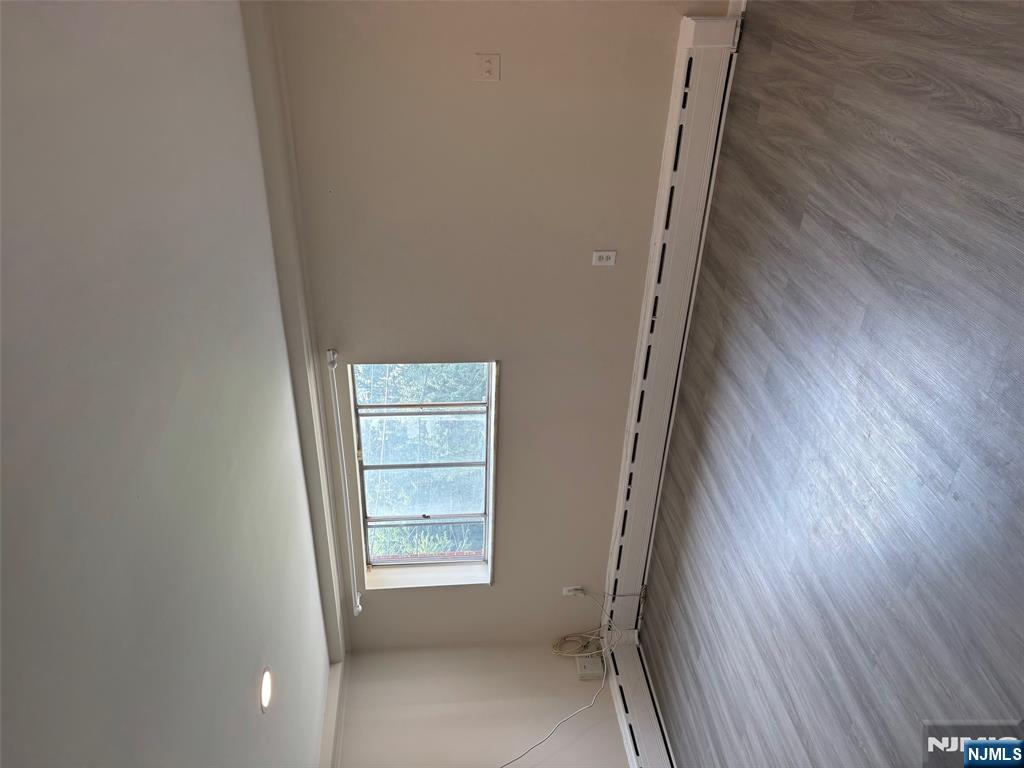 510 Studio Road, Unit 1 Ridgefield, NJ 07657 - Photo 2 of 10