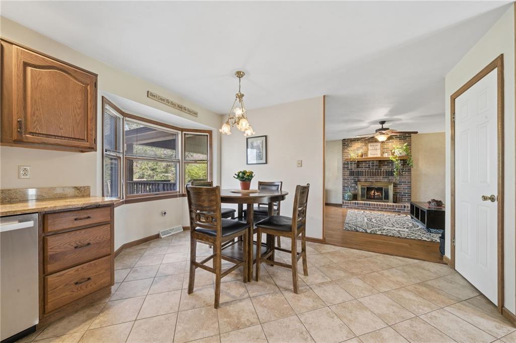 3239 Ridgeway Road Greensburg, PA 15601 - Photo 12 of 46 eat-in kitchen