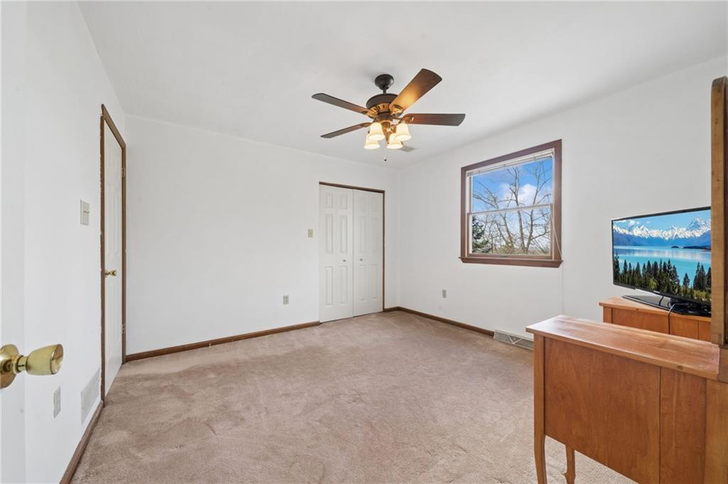 3239 Ridgeway Road Greensburg, PA 15601 - Photo 27 of 46