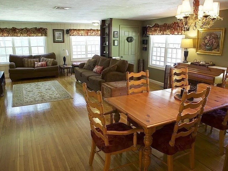 21 Walpole Street Sharon, MA 02067 - Photo 4 of 16