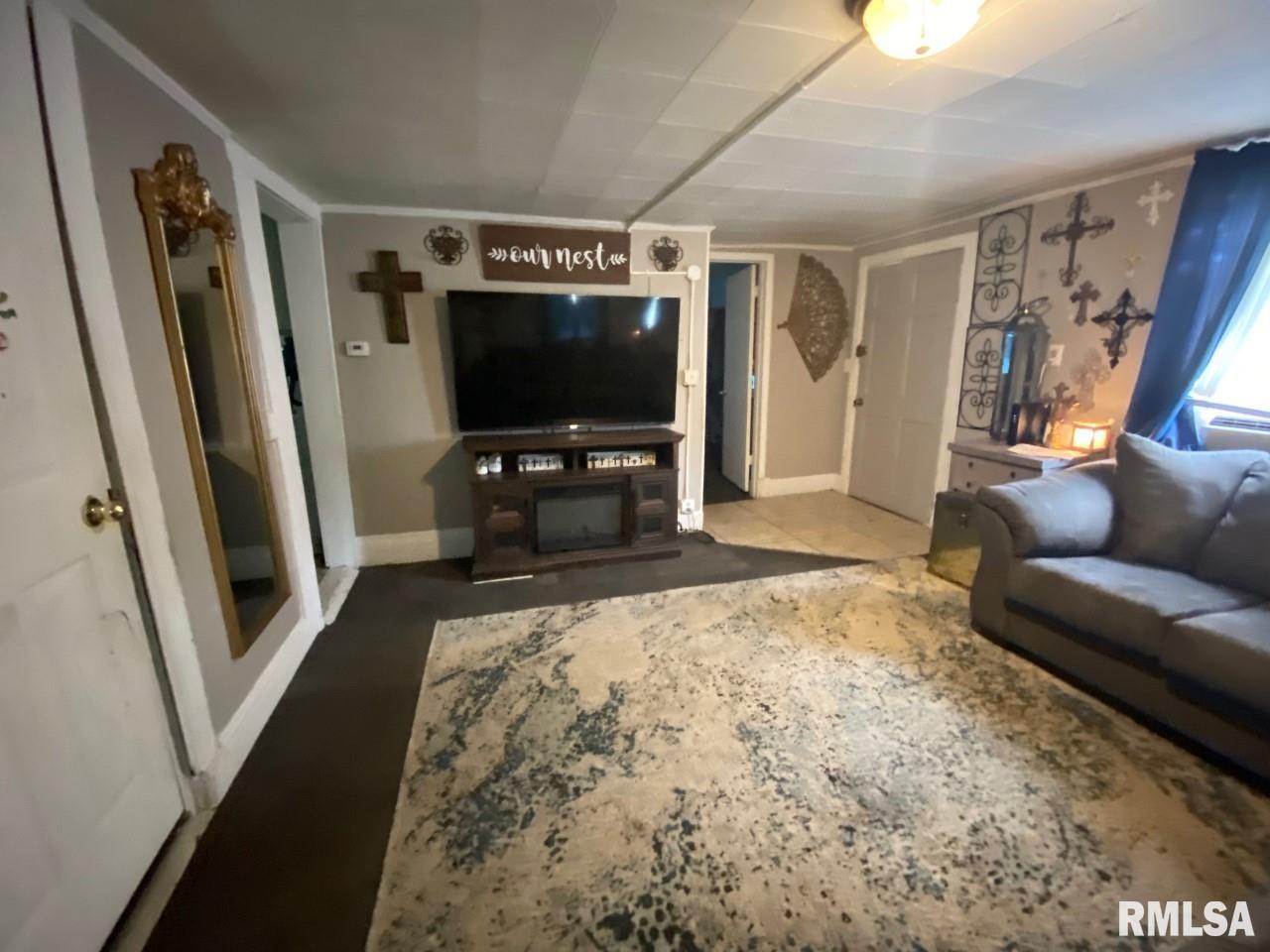 1701 Little Avenue Springfield, IL 62703 - Photo 4 of 12