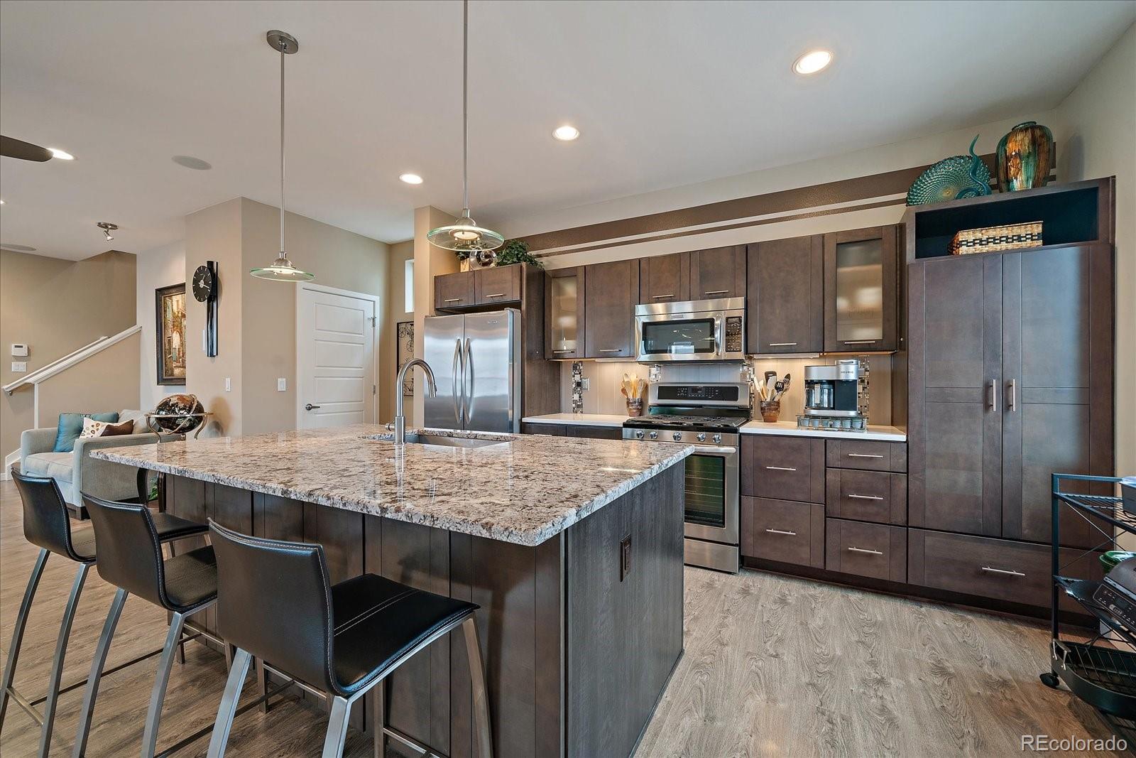 9717 Dunning Circle Highlands Ranch, CO 80126 - Photo 13 of 38