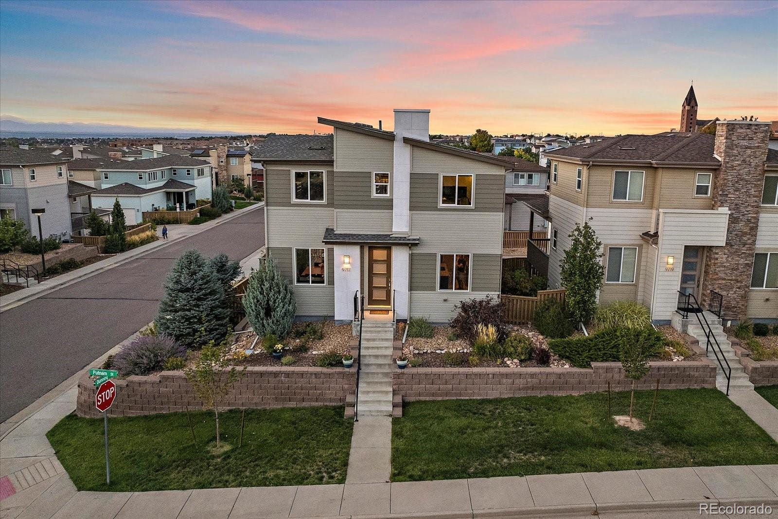 9717 Dunning Circle Highlands Ranch, CO 80126 - Photo 2 of 38